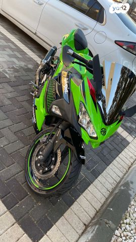 קאוואסאקי נינג'ה 400