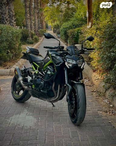 קאוואסאקי Z900