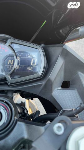 קאוואסאקי נינג'ה 400