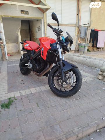 ב.מ.וו F800GS