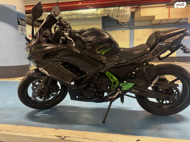 קאוואסאקי נינג'ה 650