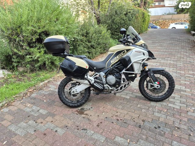 דוקאטי מולטיסטרדה 1260 אנדורו