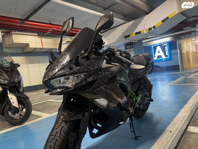 קאוואסאקי נינג'ה 650