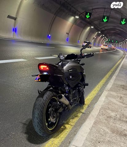 סוזוקי GSXS750