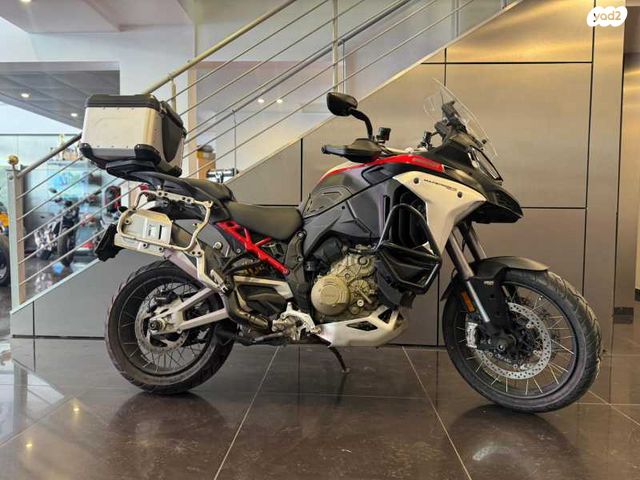 דוקאטי מולטיסטרדה V4s