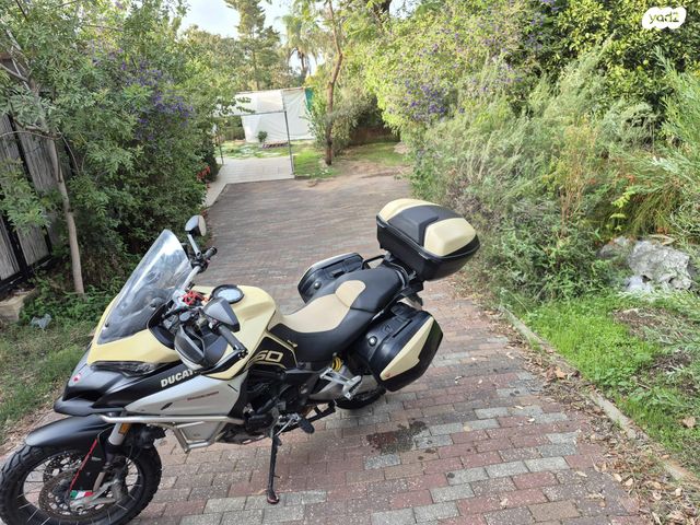 דוקאטי מולטיסטרדה 1260 אנדורו