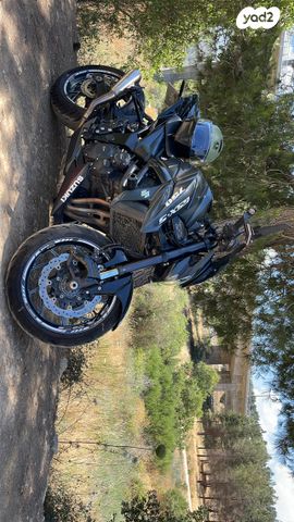 סוזוקי GSXS750