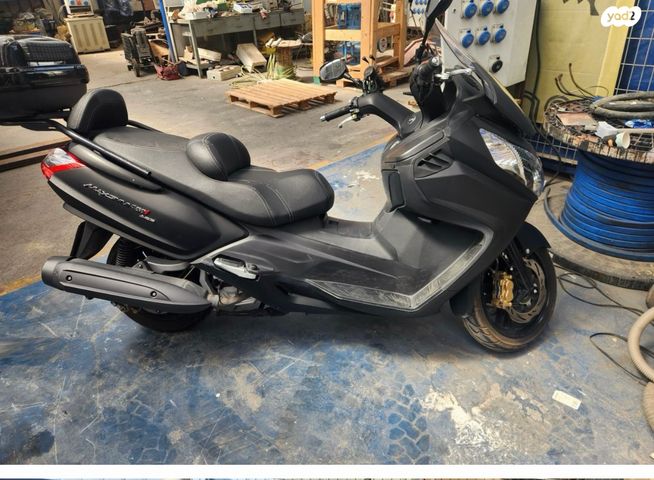 סאן יאנג מקסים 400