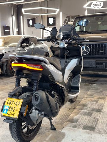 אפריליה SR GT 200