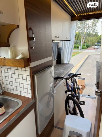 ממונע אוטוקראוון