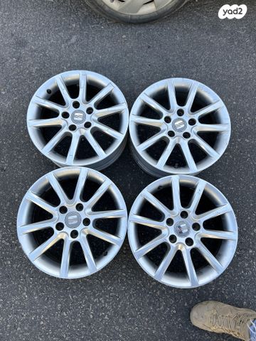 feedItemObj.data.row_1