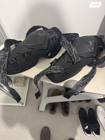 feedItemObj.data.row_1