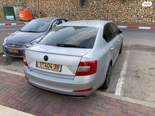 סקודה אוקטביה