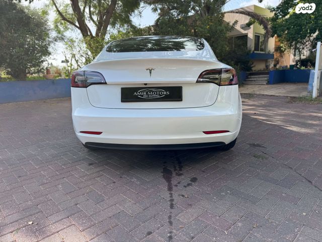טסלה מודל 3