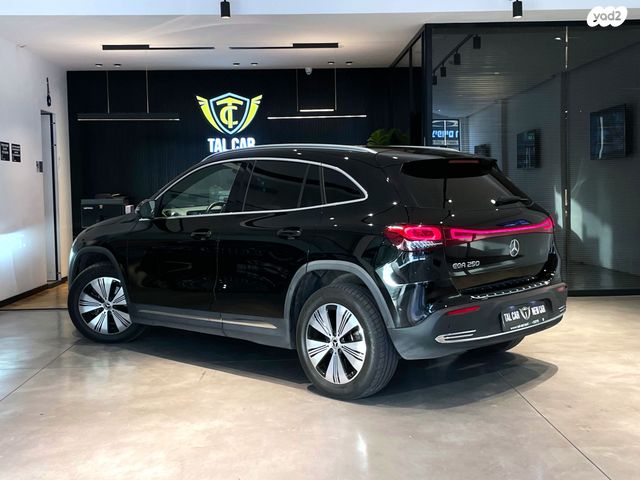 מרצדס-בנץ EQA