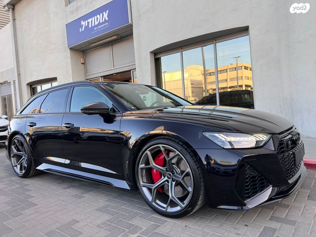 אאודי RS 6