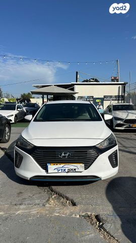 יונדאי איוניק