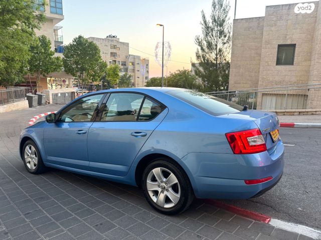 סקודה אוקטביה