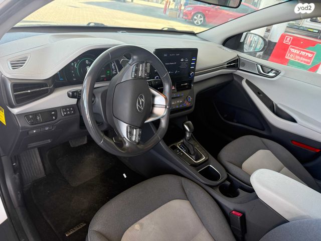 יונדאי איוניק