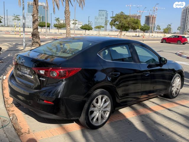 מאזדה 3
