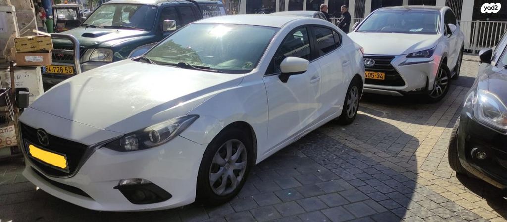 מודעת רכב מאזדה 3