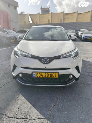 מודעת רכב טויוטה C-HR