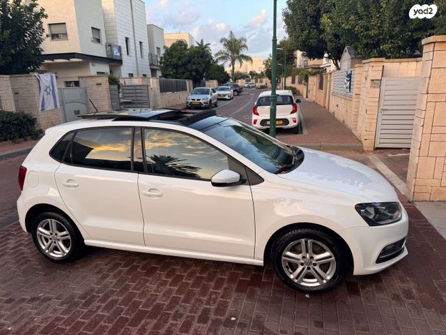 פולקסווגן פולו 