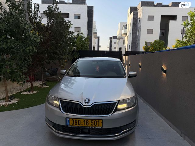 סקודה ראפיד