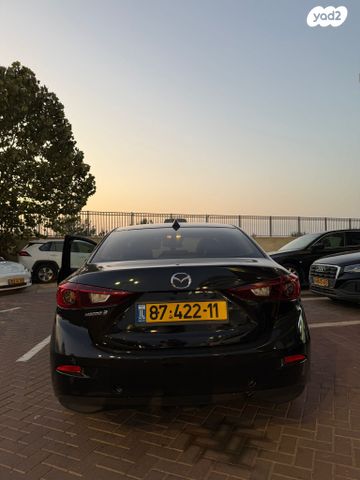 מאזדה 3