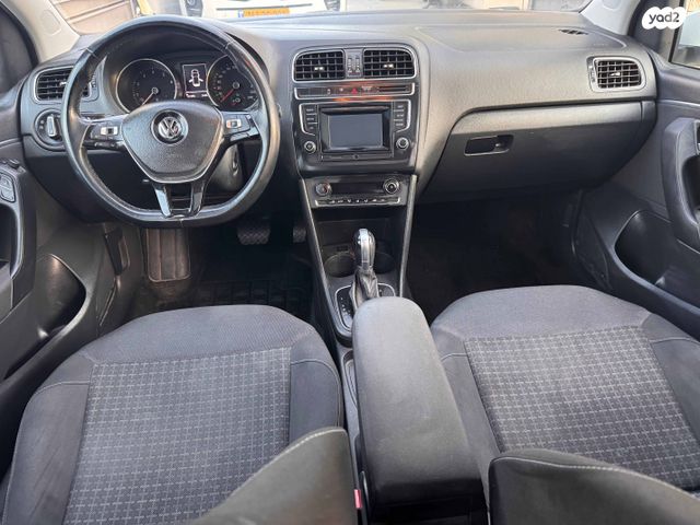 פולקסווגן פולו 