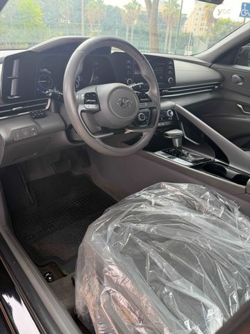 יונדאי אלנטרה