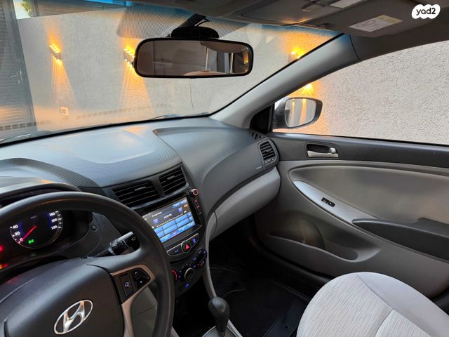 יונדאי אקסנט i25