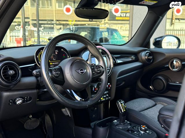 מיני קופר SE (חשמלית)