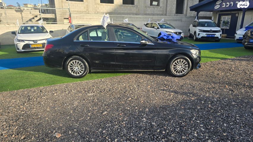 מודעת רכב מרצדס-בנץ C-class 2