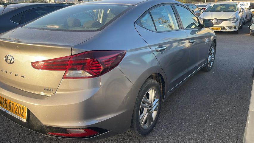 יונדאי אלנטרה