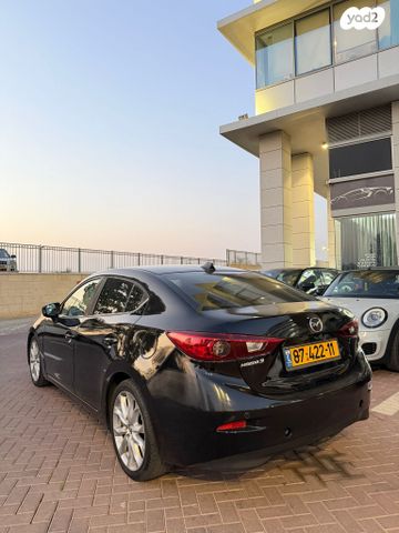 מאזדה 3