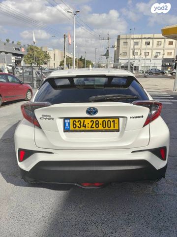 טויוטה C-HR