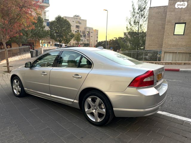 וולוו S80