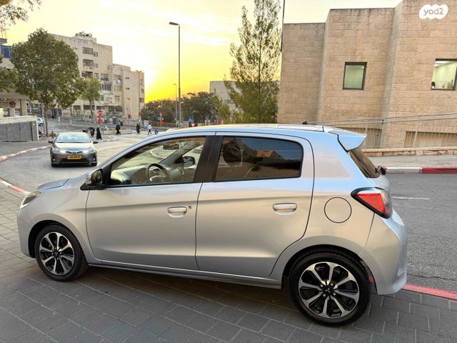 מיצובישי ספייס סטאר