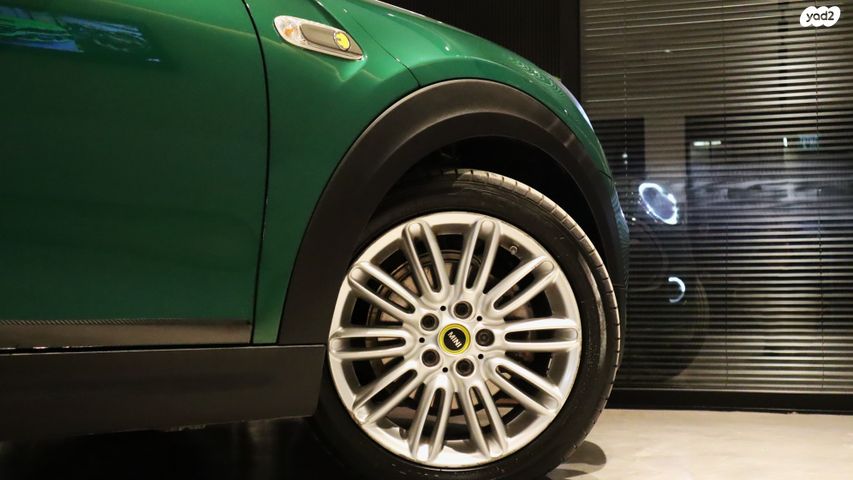 מיני קופר SE (חשמלית)