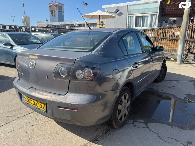 מאזדה 3