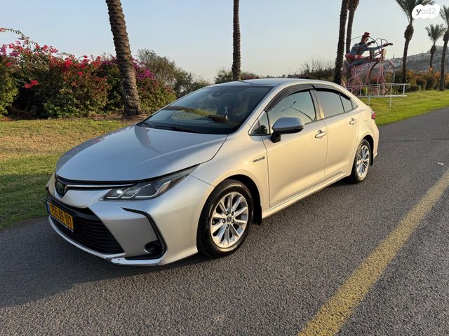 מודעת רכב טויוטה קורולה