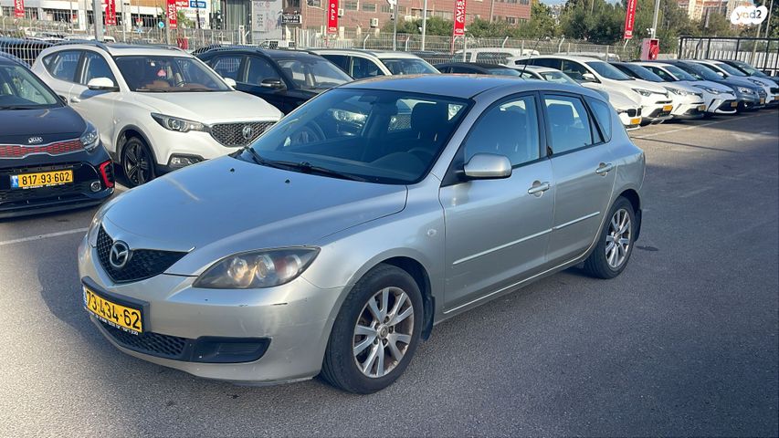 מודעת רכב מאזדה 3