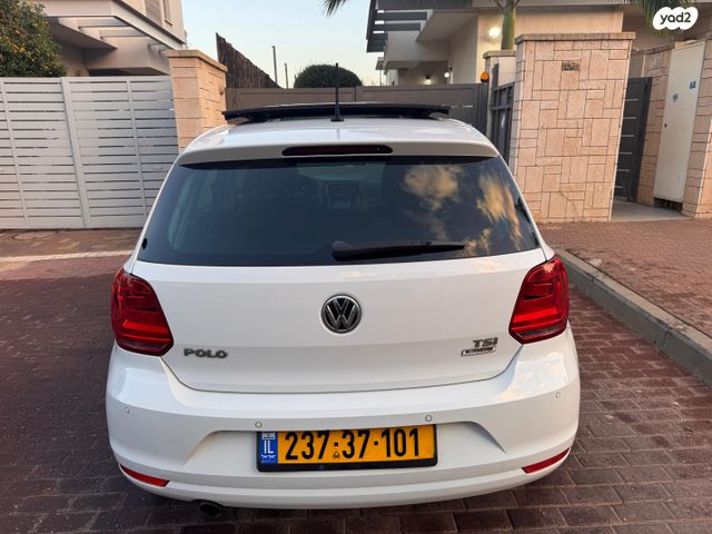 פולקסווגן פולו 