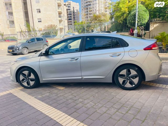 מודעת רכב יונדאי איוניק