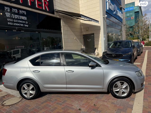 סקודה אוקטביה