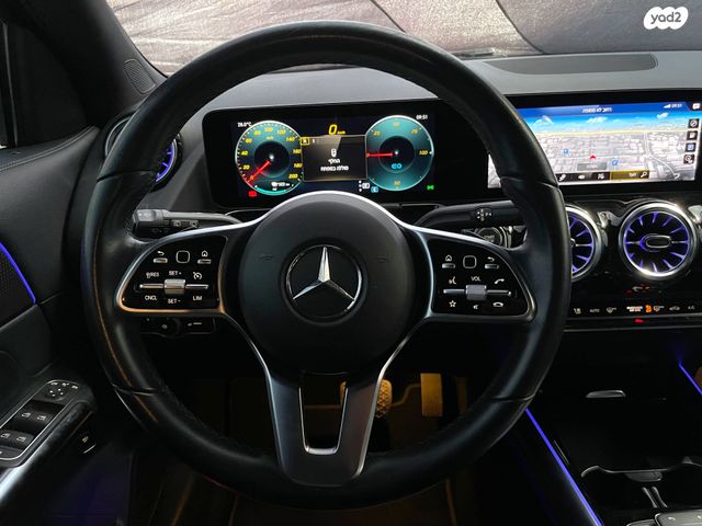 מרצדס-בנץ EQA