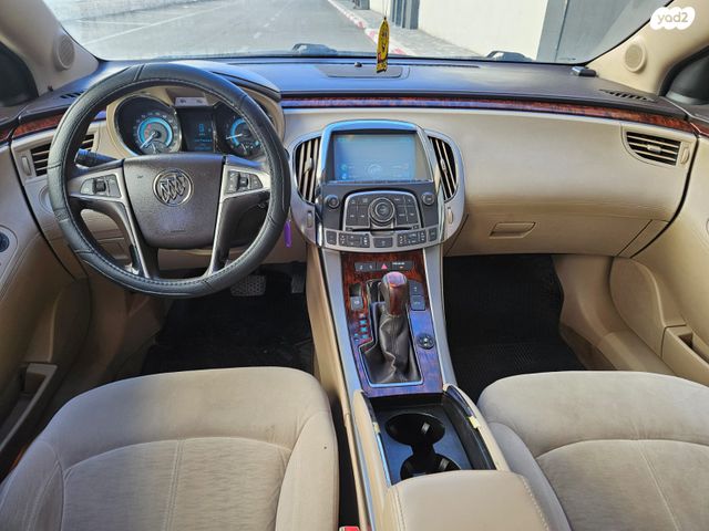 ביואיק לה-קרוס