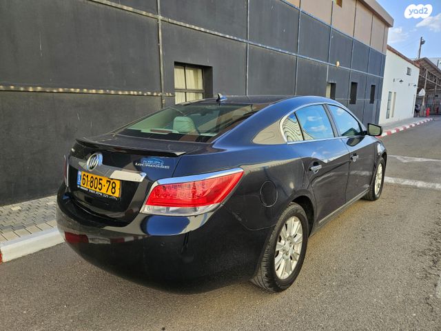 ביואיק לה-קרוס