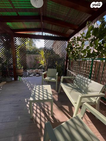 דירת גן, ירדן 16, סביונים, מעלות תרשיחא